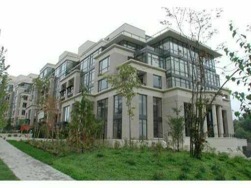 9320 University Crescent Crescent, Burnaby, BC V5A 4X9 - 2
