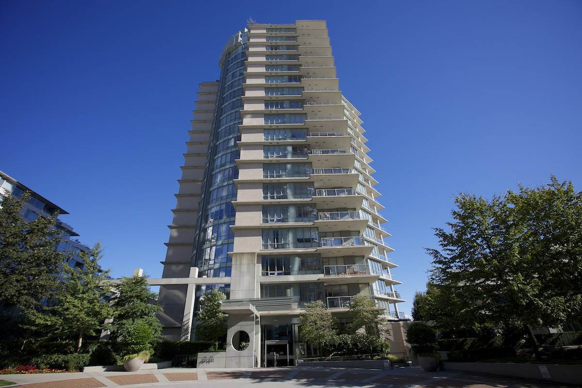 1328 Marinaside Crescent, Vancouver, BC V6Z 3B3