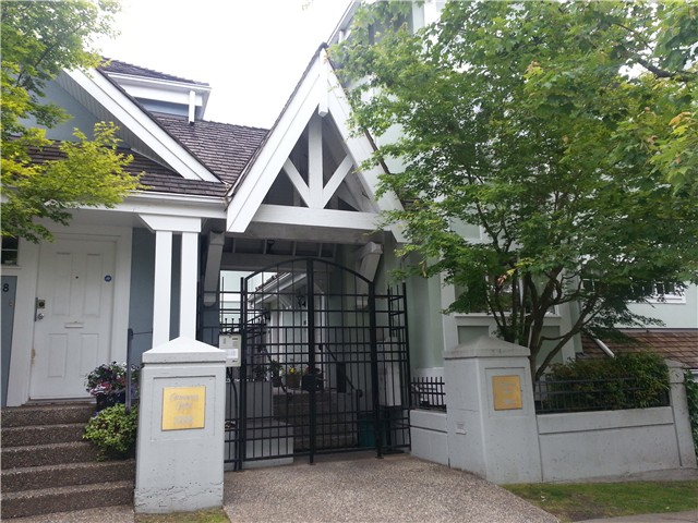 3188 Camosun Street, Vancouver, BC V6R 3X1