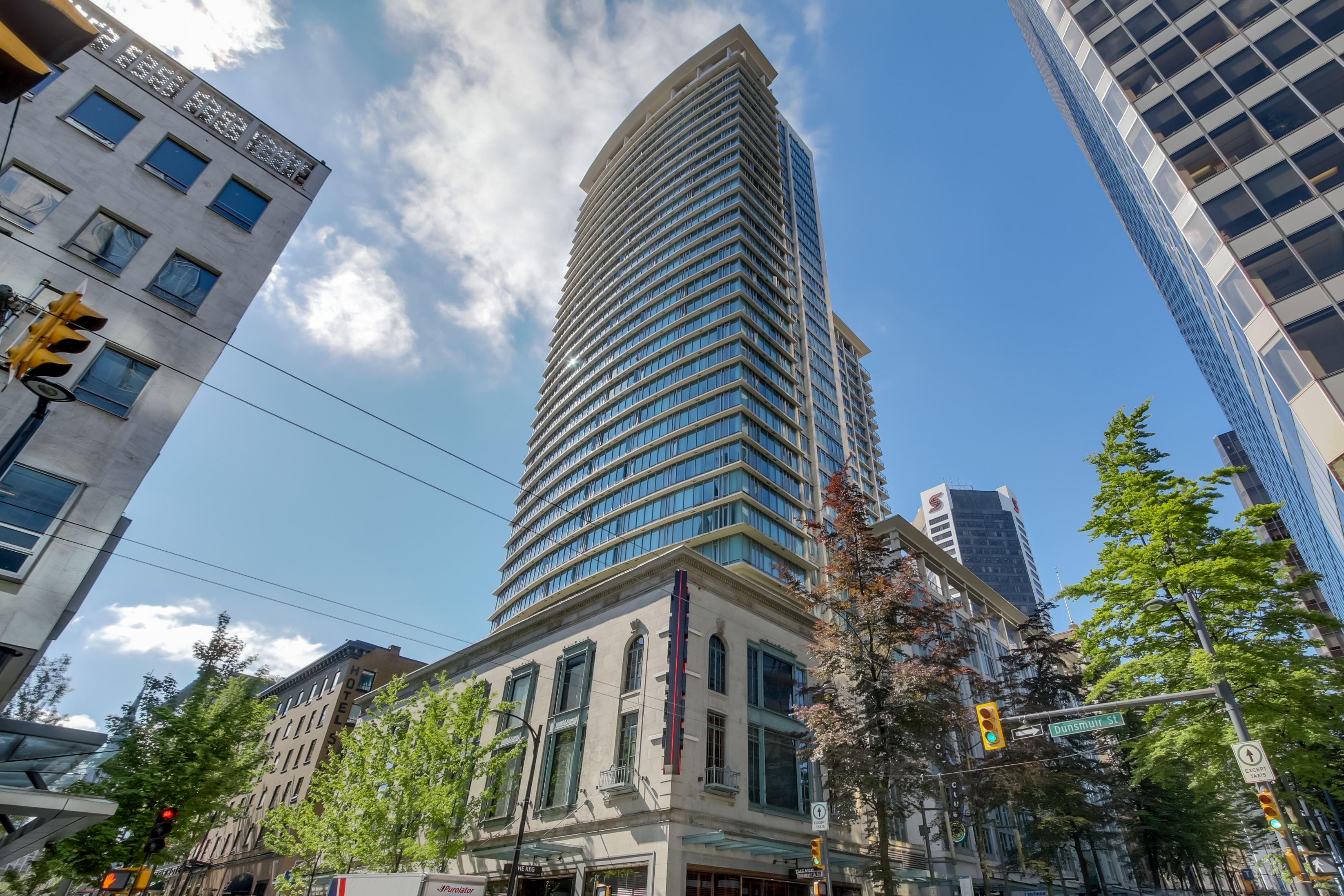 610 Granville Street, Vancouver, BC V6C 3J3