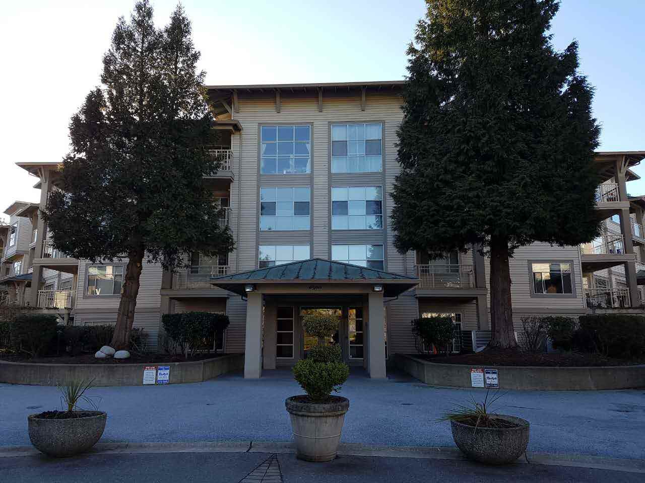 8200 Jones Road, Richmond, BC V6Y 3Z2