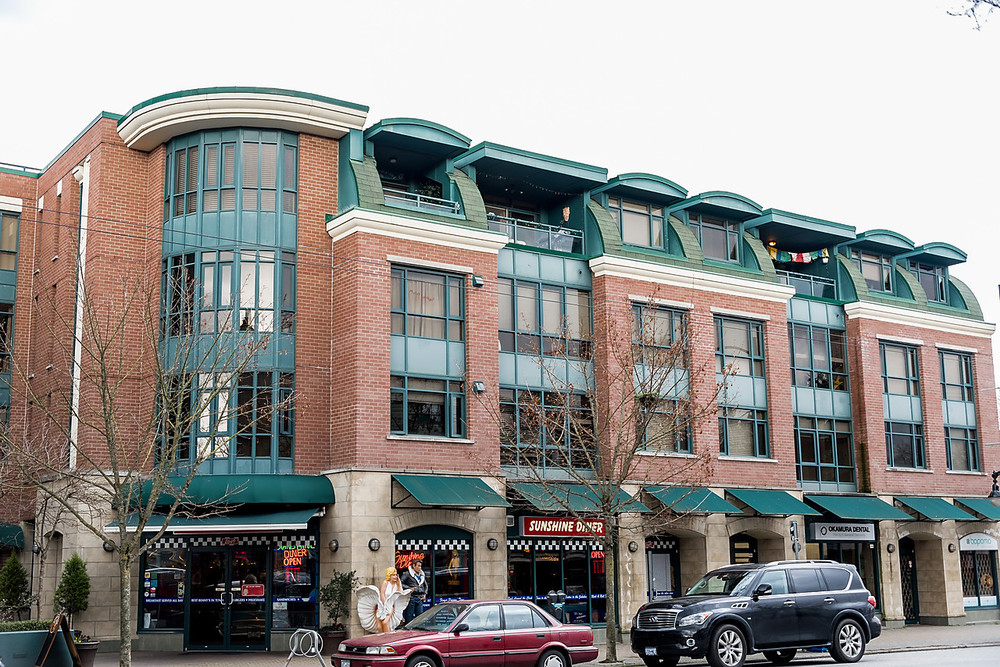 2665 Broadway  West, Vancouver, BC V6K 2G2