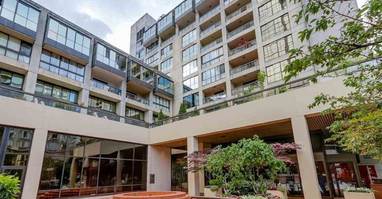 850 Burrard Street, Vancouver, BC V6Z 2J1