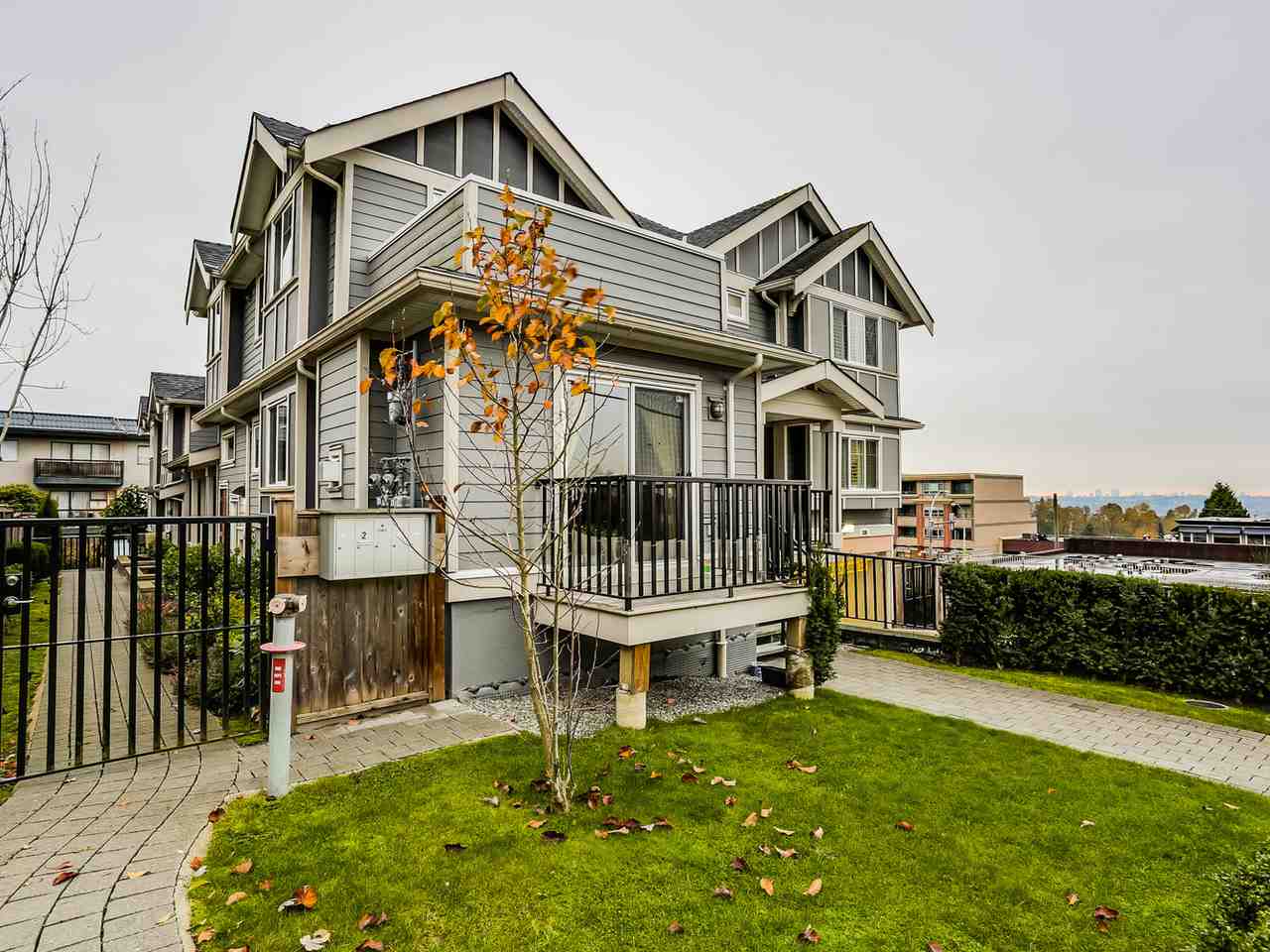 388 Ellesmere Avenue, Burnaby, BC V5B 3S9