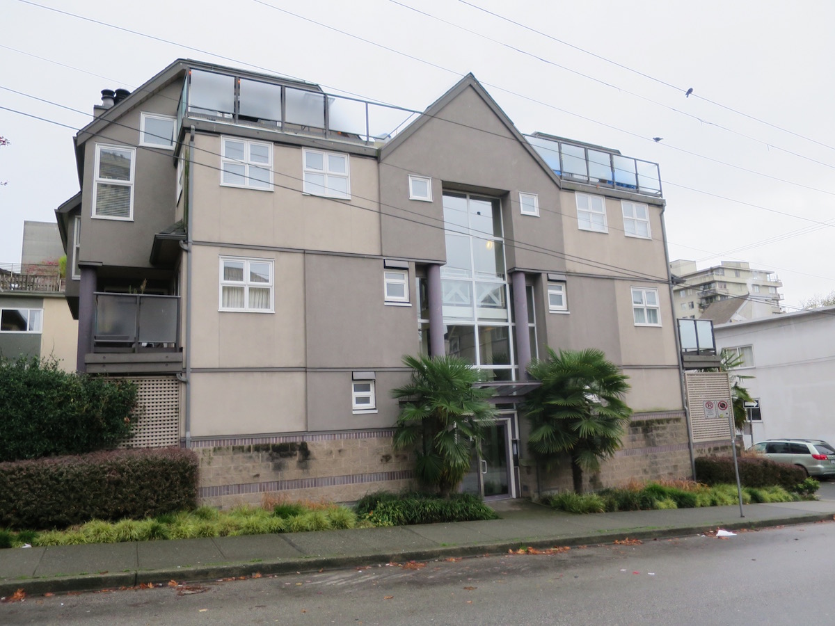 1318 Thurlow Street, Vancouver, BC V6E 1X6