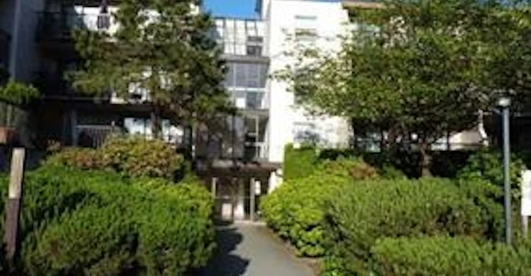15288 100 Avenue, Surrey, BC V3R 7V2