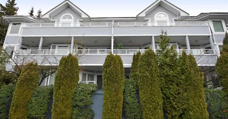 4696 10th Avenue West, Vancouver, BC V6R 2J5