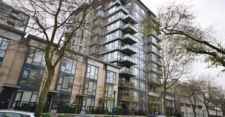 1650 7th Avenue West, Vancouver, BC V6J 5N1 - 3