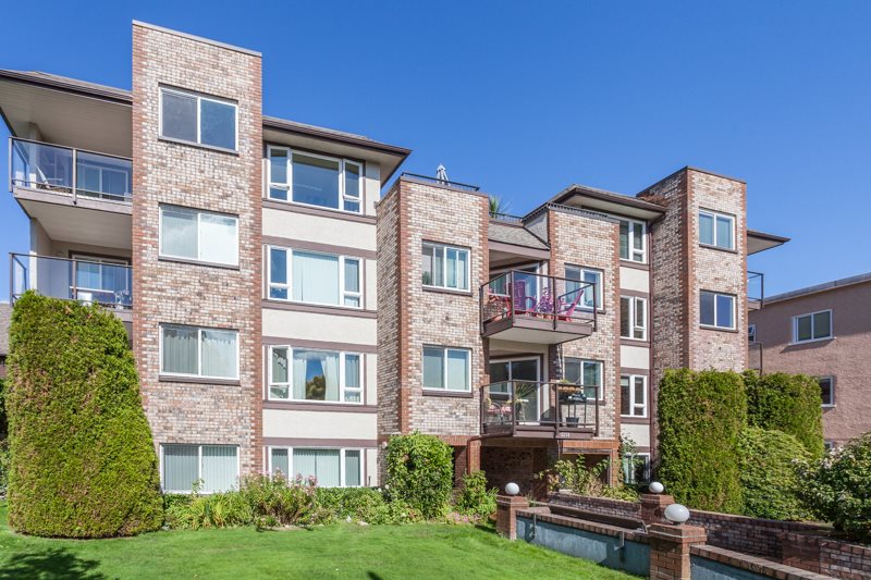 1251 71st Avenue West, Vancouver, BC V6P 3A9