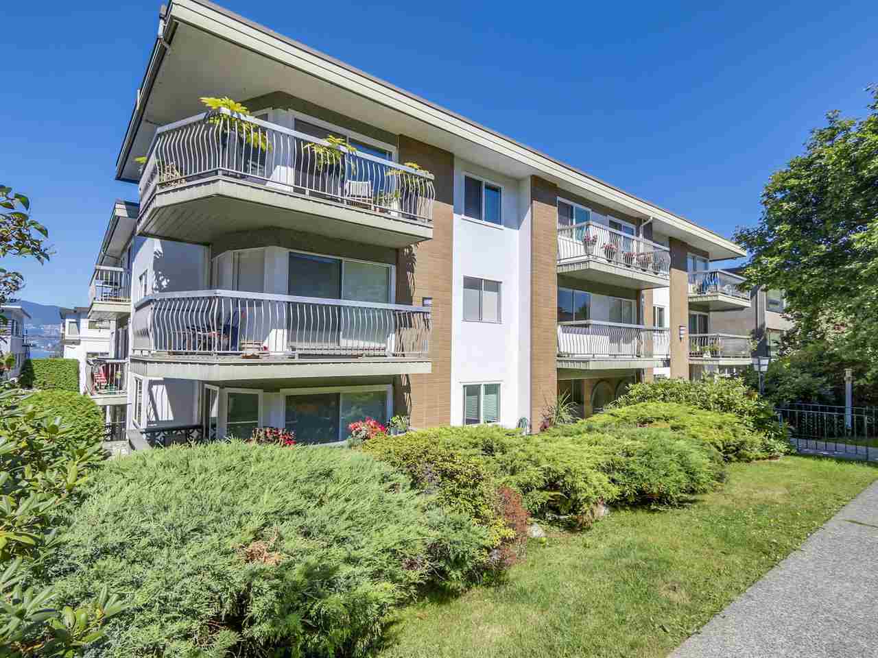 2335 York Avenue, Vancouver, BC V6K 1C8