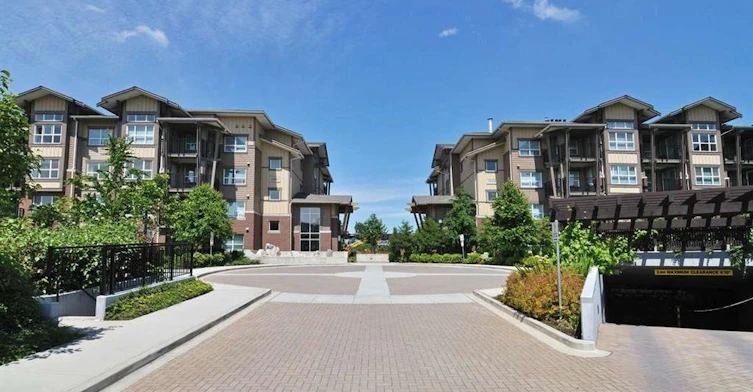 5881 Irmin Street, Burnaby, BC V5J 0C5 - 2