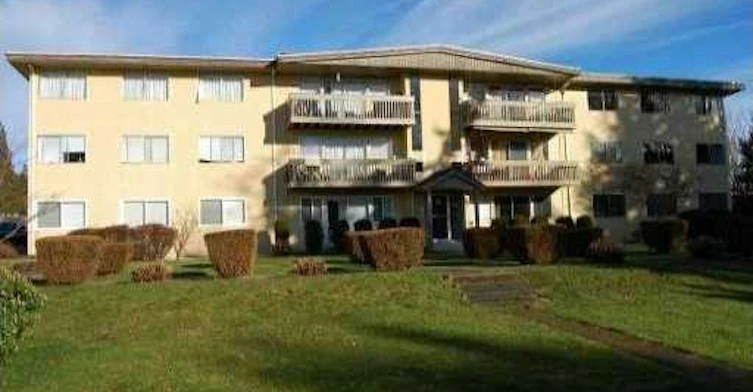 5810 Hastings Street, Burnaby, BC V5B 1R6