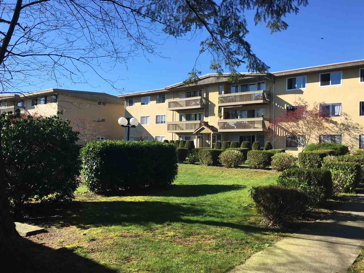 5770 Hastings Street, Burnaby, BC V5B 1R6