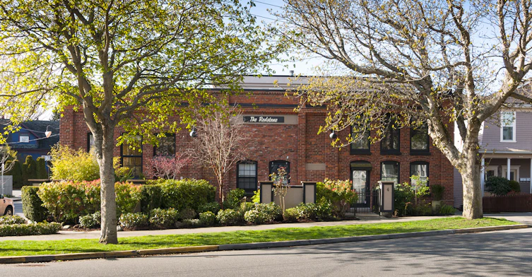 440 Parry Street, Victoria, BC V8V 2H7