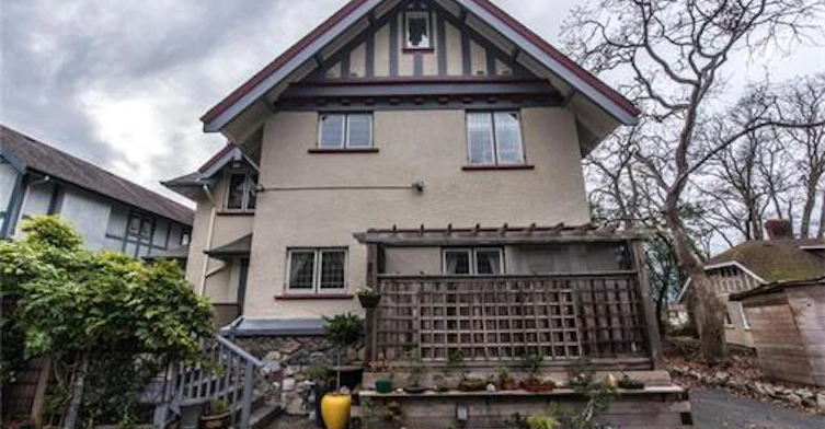 349 Foul Bay Road, Victoria, BC V8S 4G6 - 2