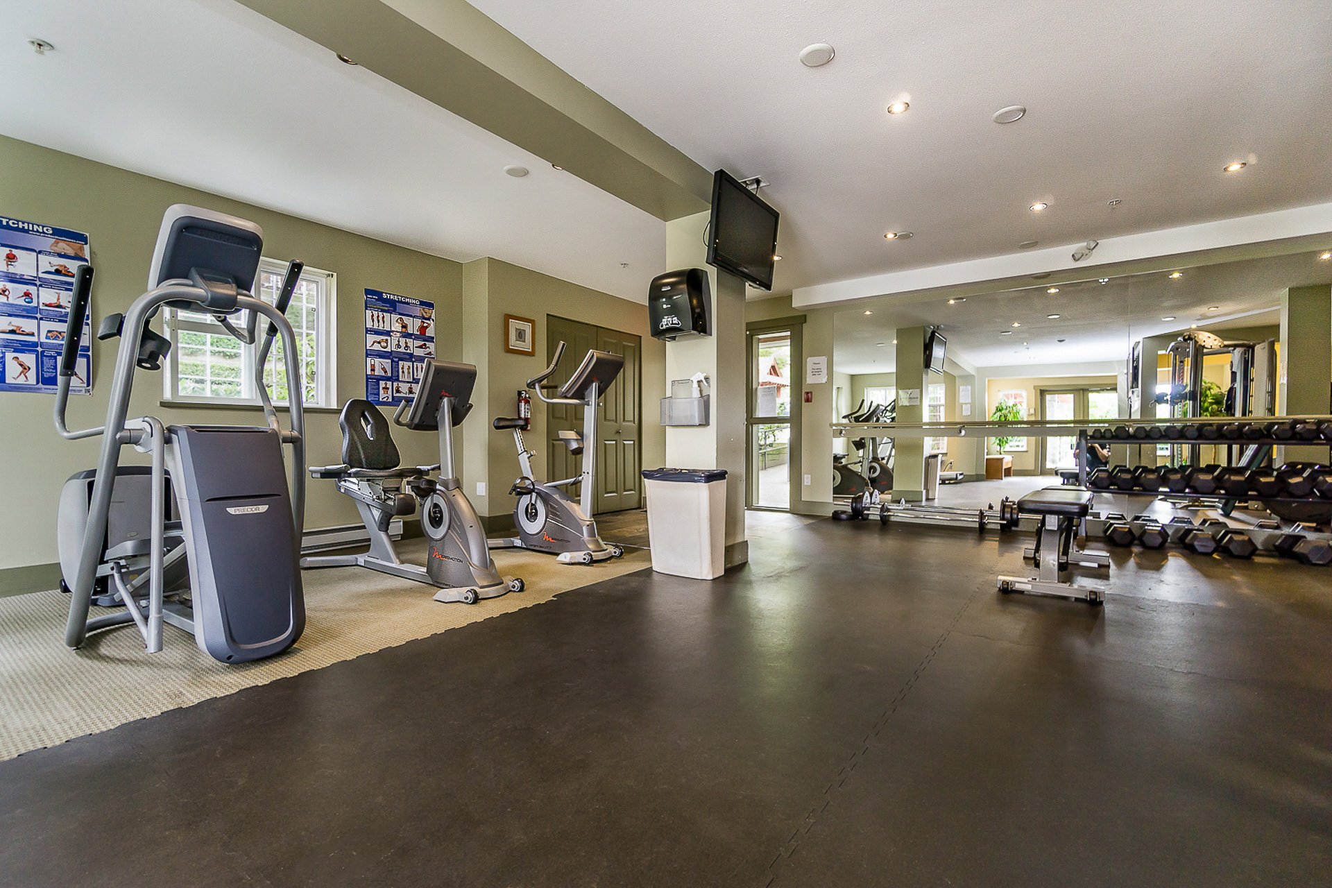 1420 Parkway Boulevard, Coquitlam, BC V3E 3J6 - 3