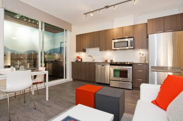 617 Smith Avenue, Coquitlam, BC V3J 0C3 - 3