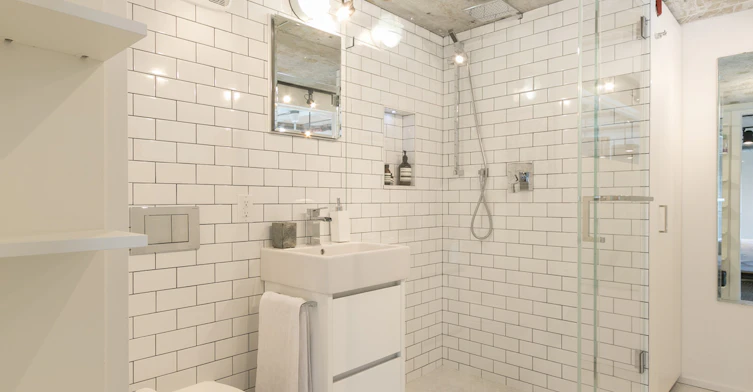 1529 West 6th Avenue, Vancouver, BC V6J 1R1 - 2