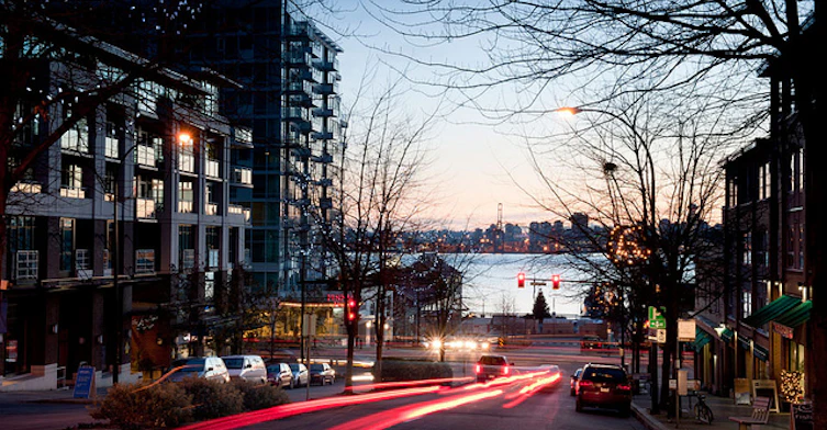 135 2nd Street West, North Vancouver, BC V7M 0C5 - 2