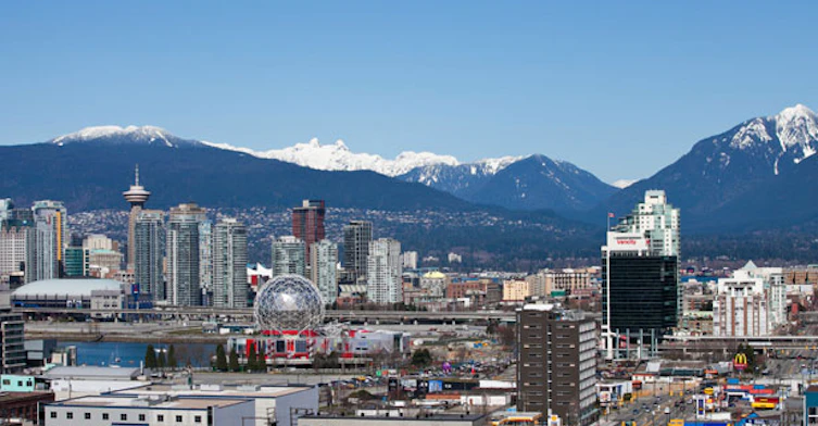 289 6th Avenue East, Vancouver, BC V5T 0E9 - 5