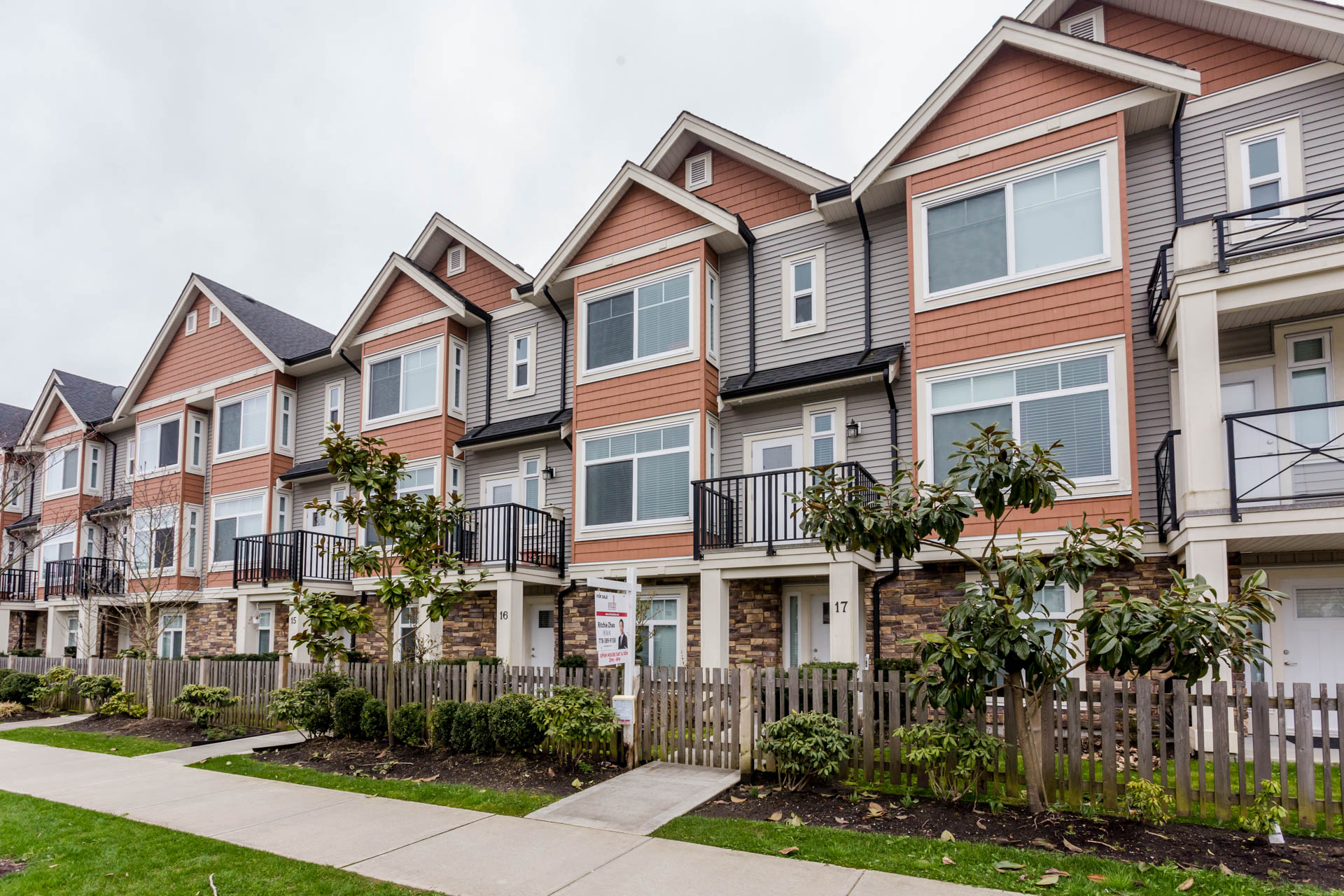 12092 70 Avenue, Delta, BC V3W 1A6 - 3