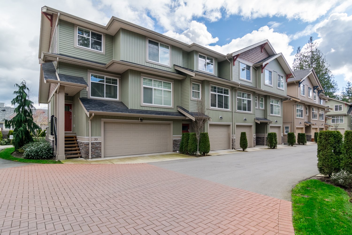 20966 77a Avenue, Langley, BC V2Y 0K9