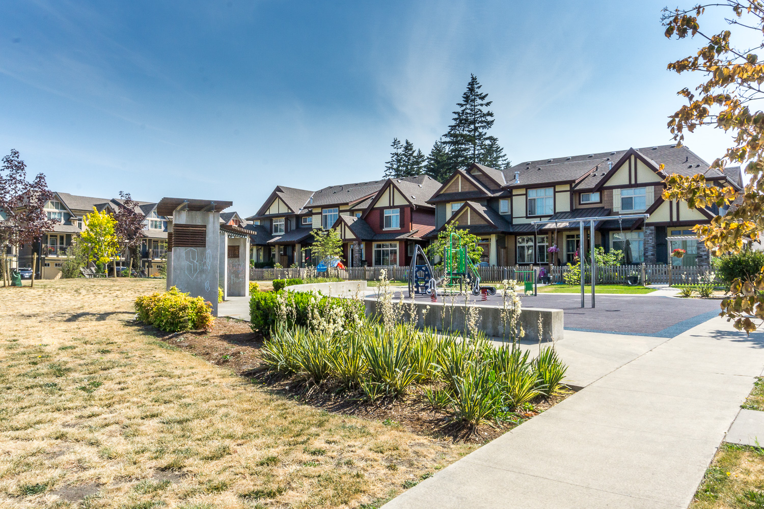 River Walk Townhomes, 5469 Chinook Street Chilliwack, BC REW