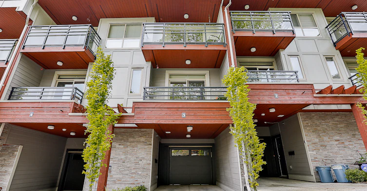 15118 Thrift Avenue, Surrey, BC V4B 2K7 - 2