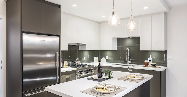 711 Breslay Street, Coquitlam, BC V3J 4A5 - 2