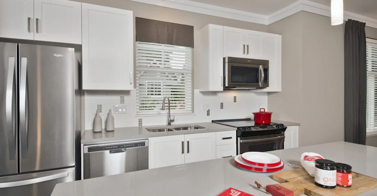 5858 142 Street Surrey , Surrey, BC V3X 1C8