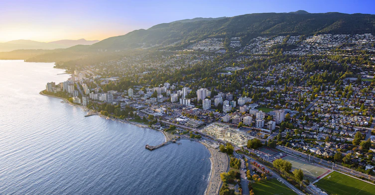 1300 Marine Drive, West Vancouver, BC V7T 1B6