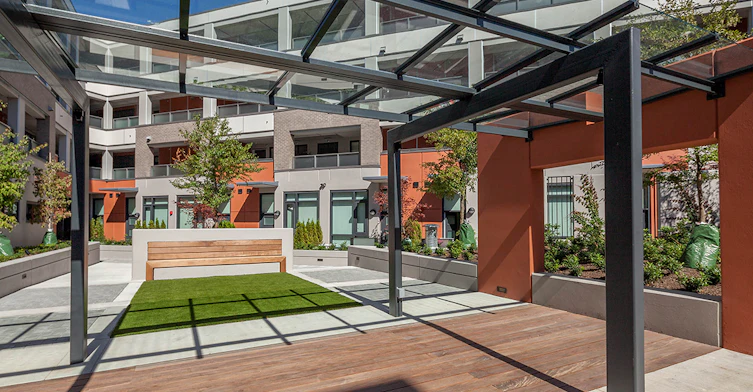 3456 Commercial Street , Vancouver, BC V5N 4E9 - 5