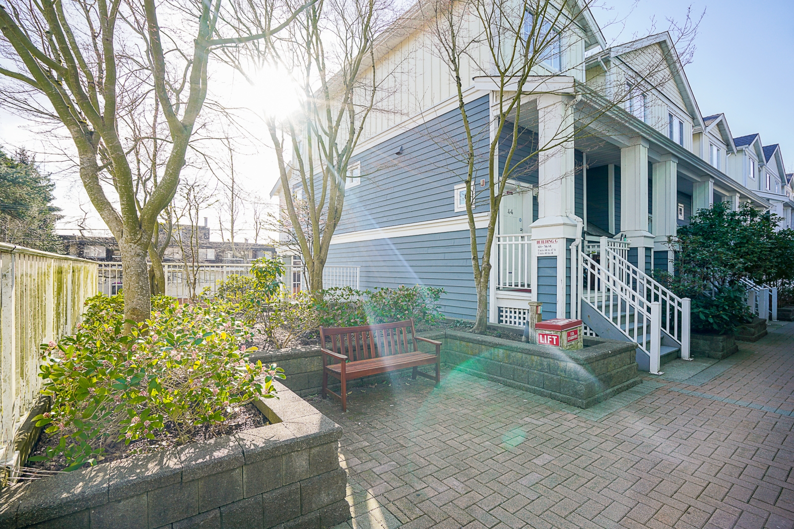 123 Seventh Street, New Westminster, BC V3M 6Y2 - 3
