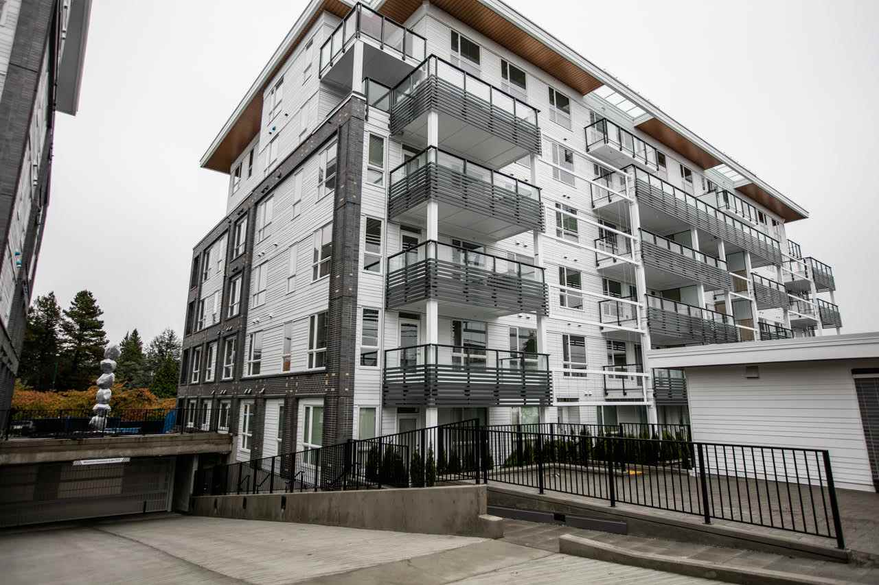 6677 Cambie Street, Vancouver, BC V6P 0E6 - 2