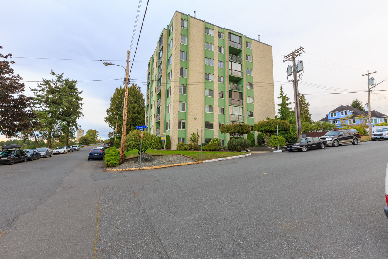 33 Mount Benson Street, Nanaimo, BC V9S 5L2 - 2
