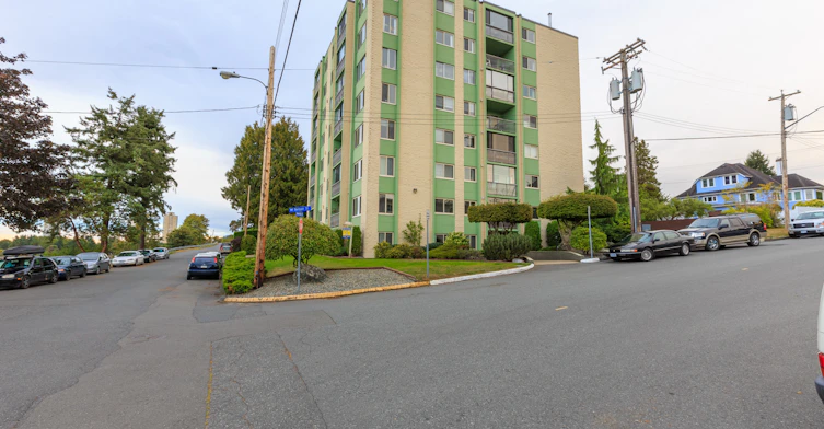 33 Mount Benson Street, Nanaimo, BC V9S 5L2 - 2