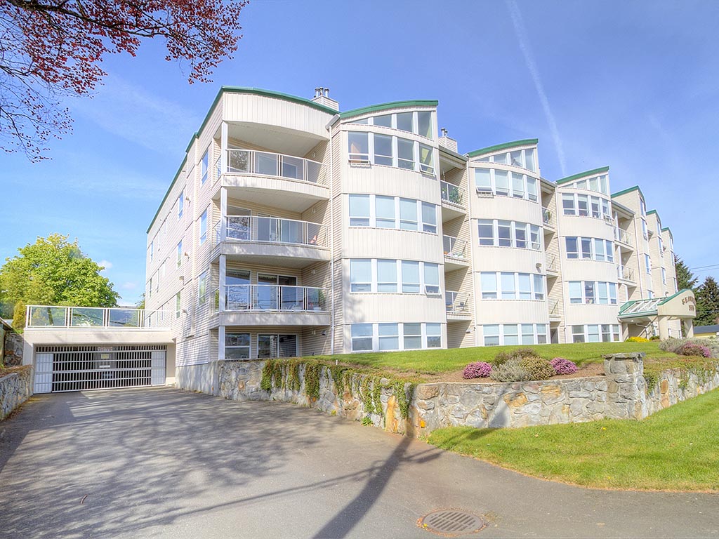 355 Stewart Avenue, Nanaimo, BC V9S 4C5 - 2