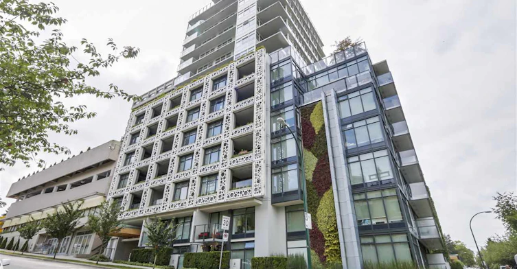 712 8th Avenue West, Vancouver, BC V5Z 1E1 - 2