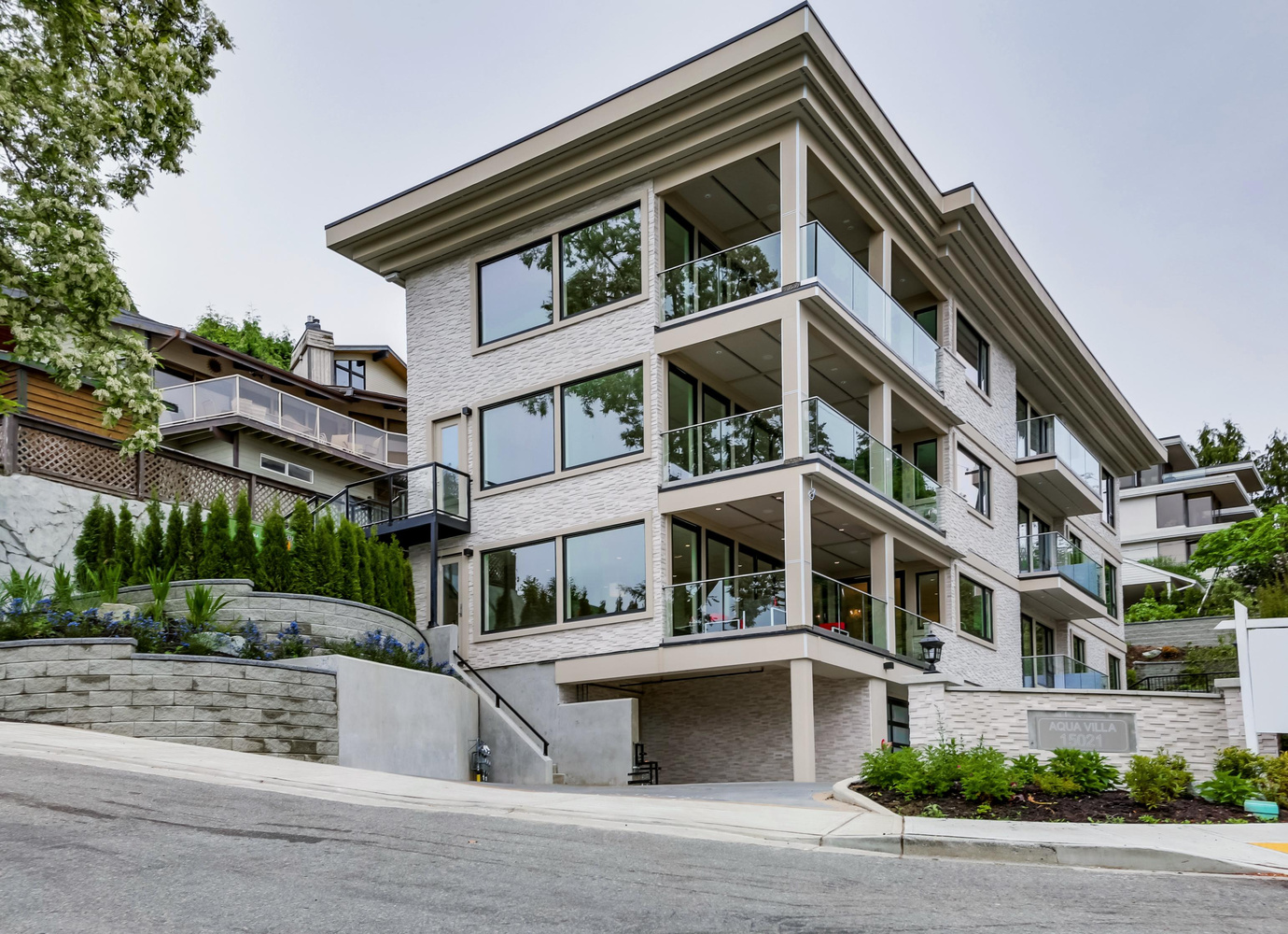 15021 Buena Vista Avenue, Surrey, BC V4B 1X8