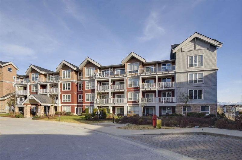 6450 194 Street, Surrey, BC V4N 6J9 - 2