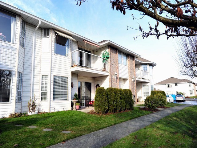 2901 Trafalgar Street, Abbotsford, BC V2S 7Y1