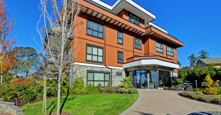 740 Travino Lane, Saanich, BC V8Z 0E2 - 3