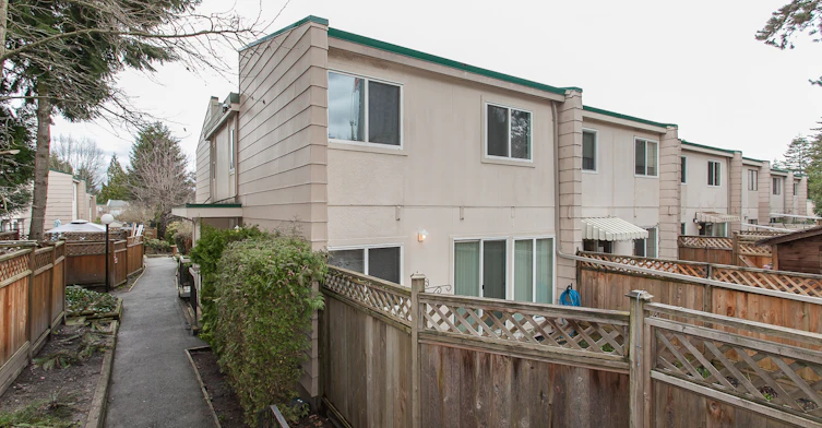 15245 105 Avenue, Surrey, BC V3R 1R9