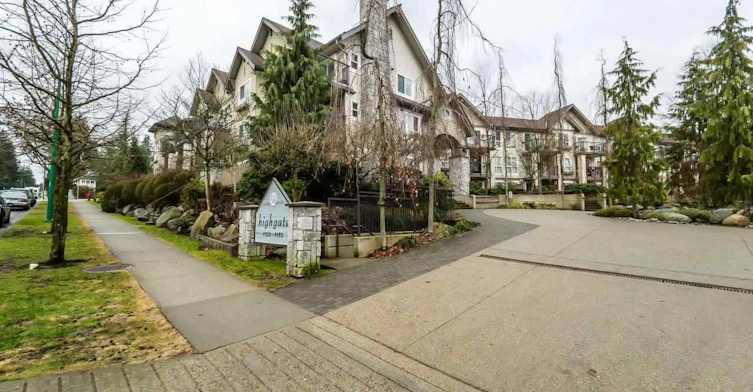 1100 29th Street East, North Vancouver, BC V7K 3E4
