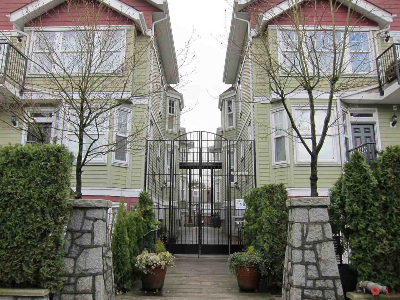 978 W 16th Avenue, Vancouver, BC V5Z 1T2