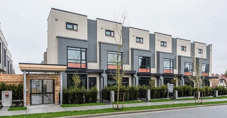 593 W King Edward Avenue, Vancouver, BC V5Z 2C4