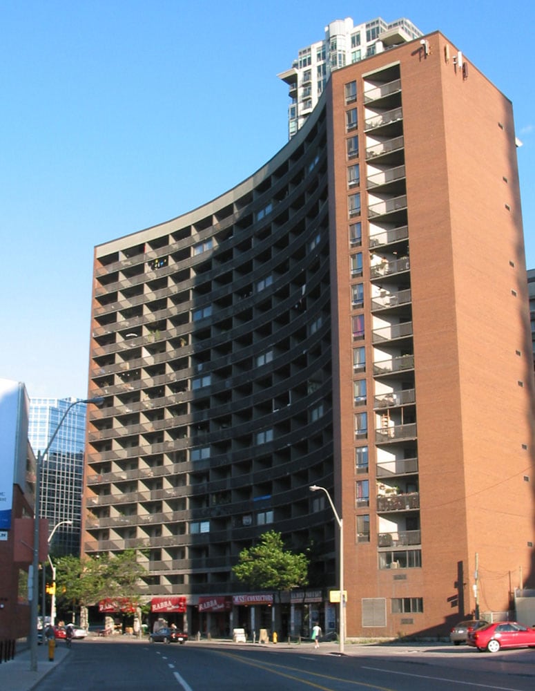 40 Asquith Avenue, Toronto, ON M4W 1J6