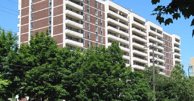 40 Aurora Court, Toronto, ON M1W 2M3
