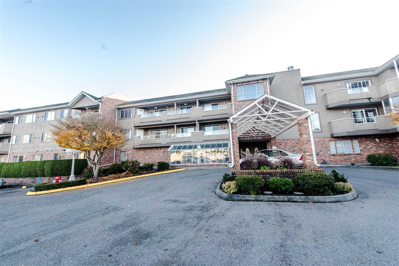 2239 152 Street, Surrey, BC V4A 4P1