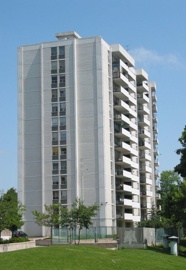 6171 Bathurst Street, Toronto, ON M2R 1Z6